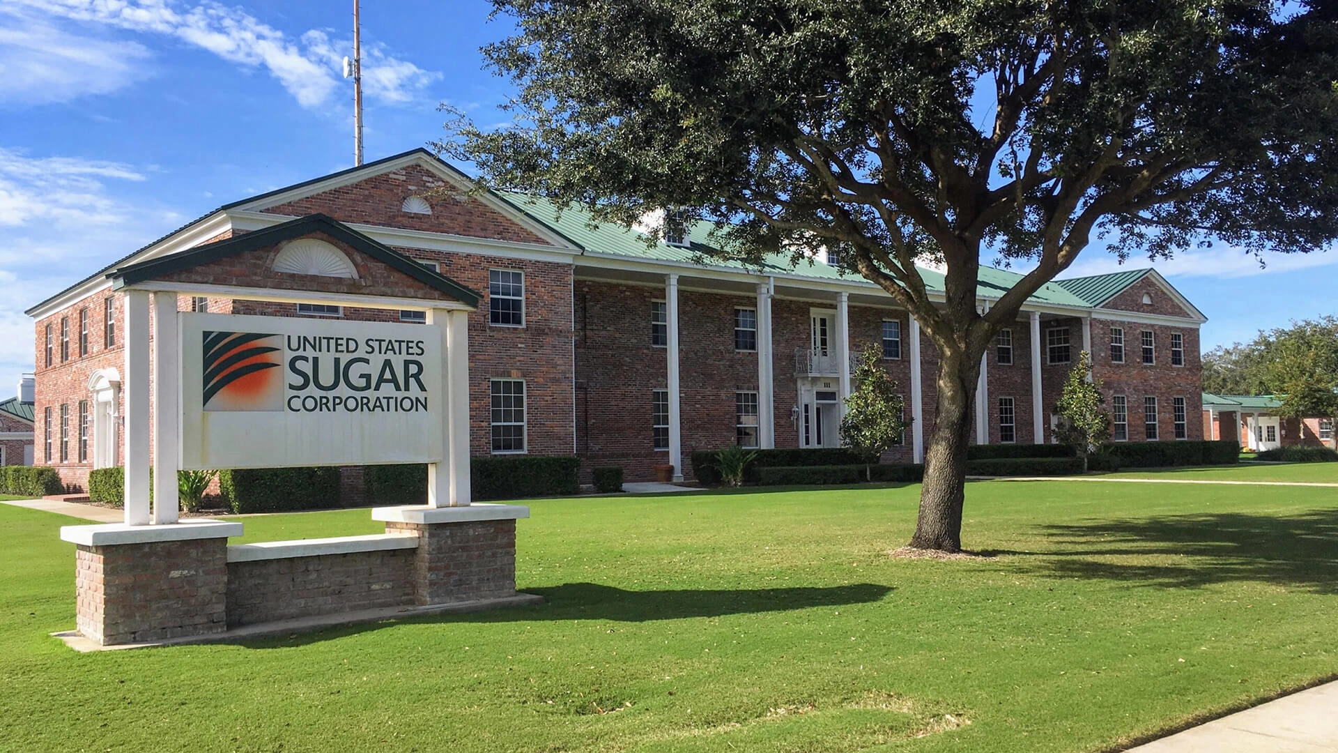 U.S. Sugar sign and building