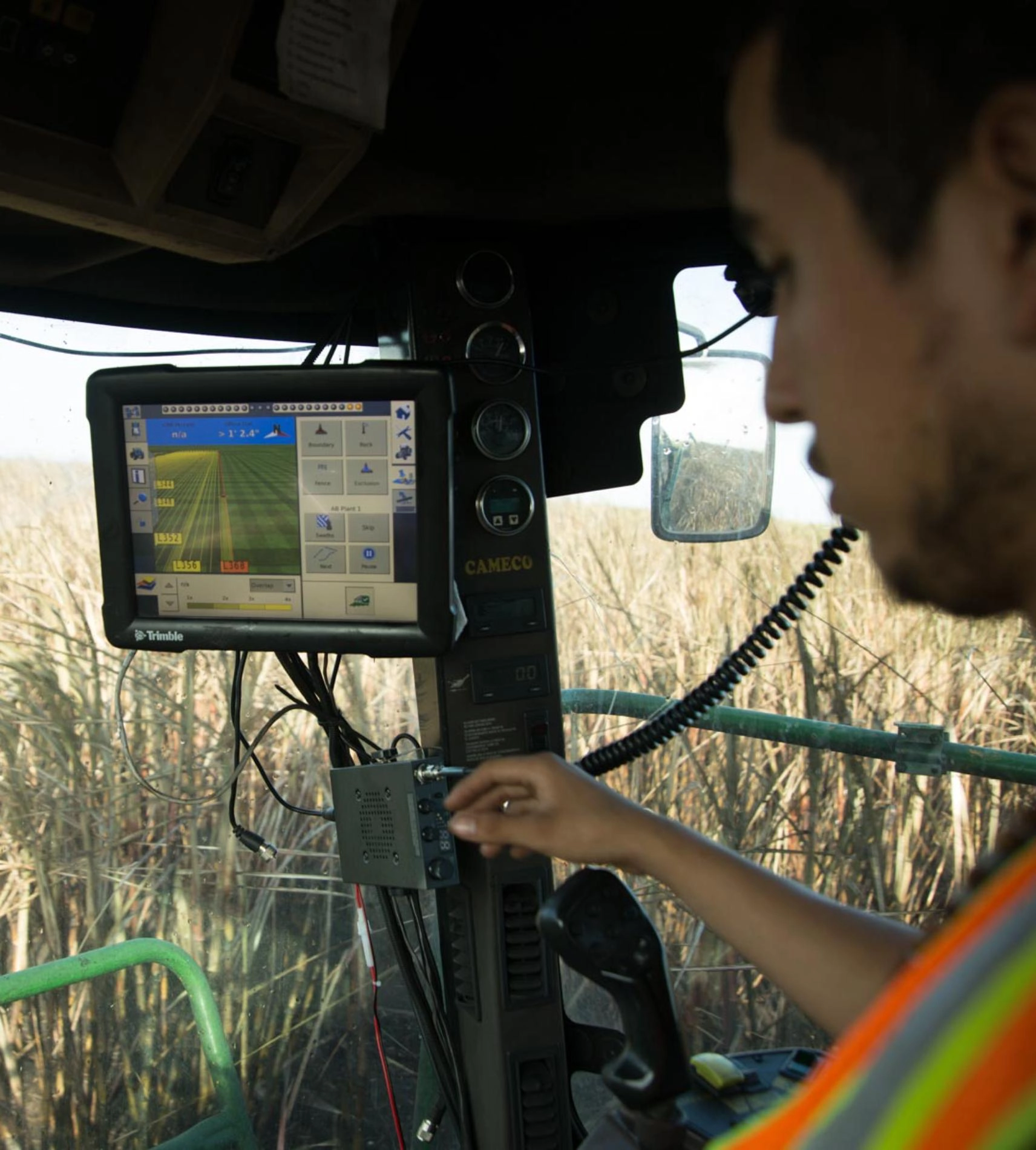Wifi keeps farmers connected in the fields
